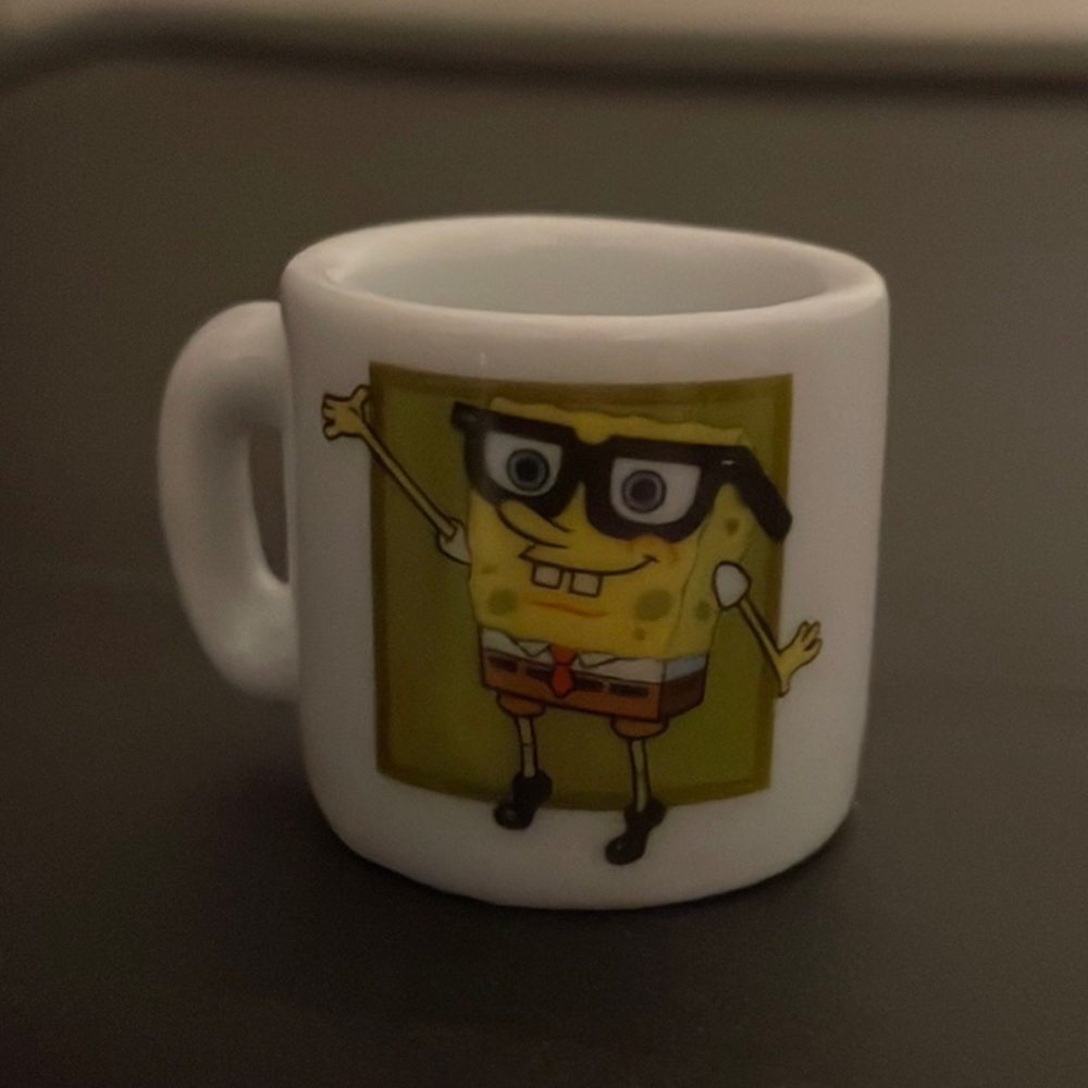 Pre-owned Viacom Spongebob Squarepants Collectible Ceramic Mini Mug 1.25”